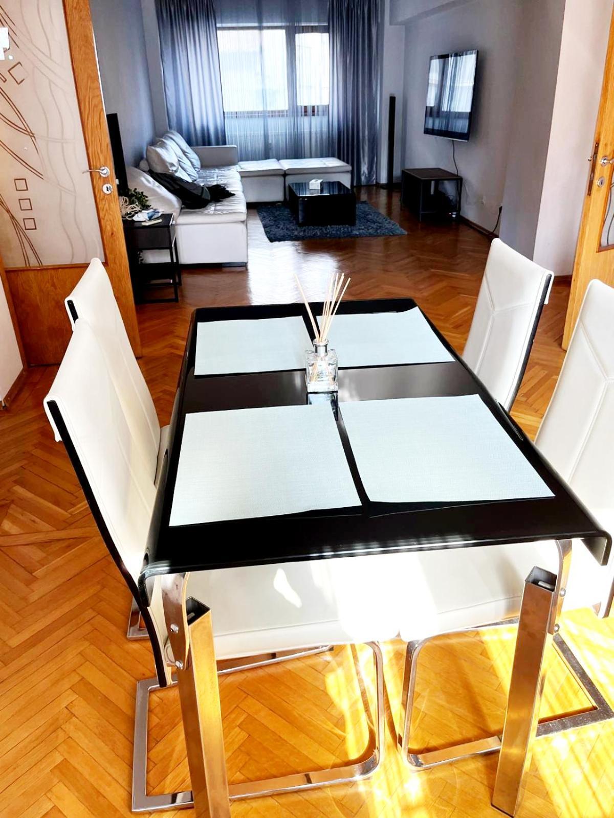Romana 100 Sqm Deluxe Apartament Bucarest Extérieur photo